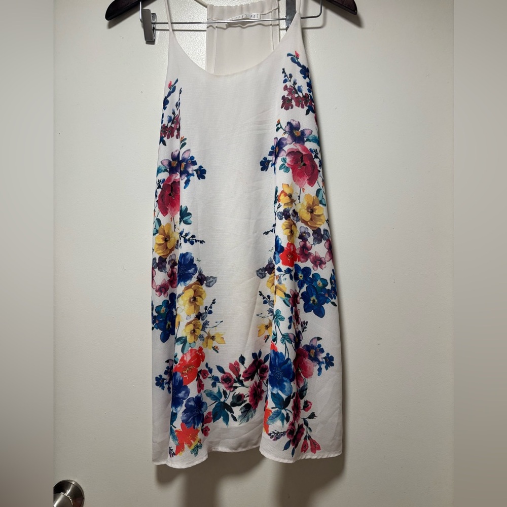 Potter's Pot White dress with Floral Design